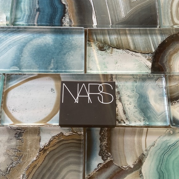 NARS. - Picture 2 of 3